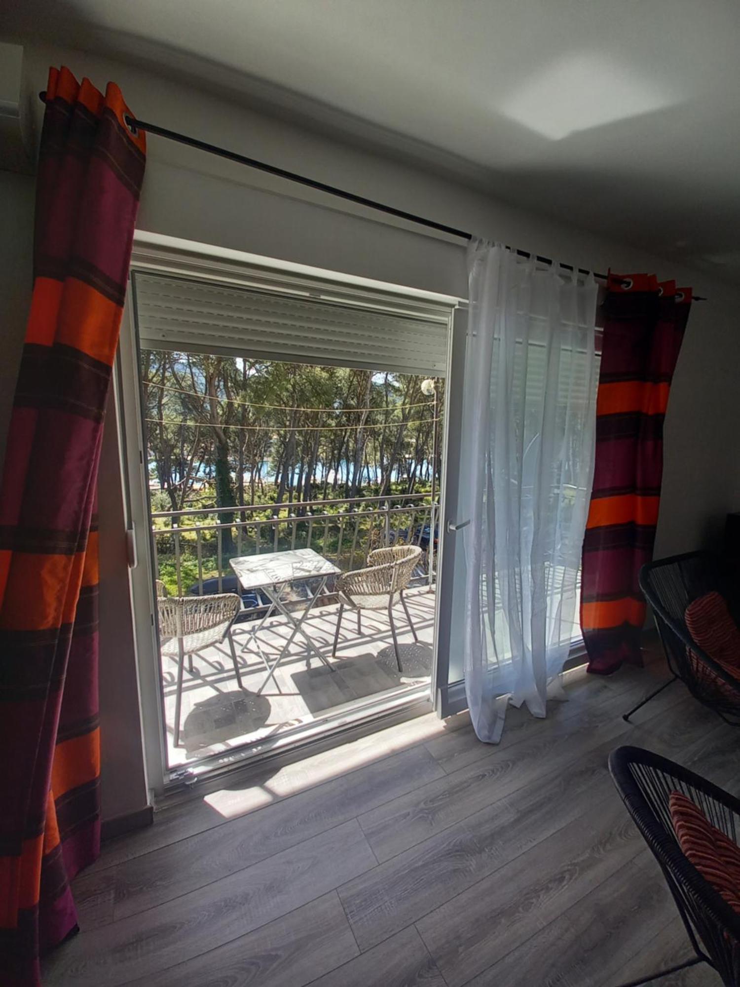 Dinka'S Apartment Stari Grad  Zewnętrze zdjęcie