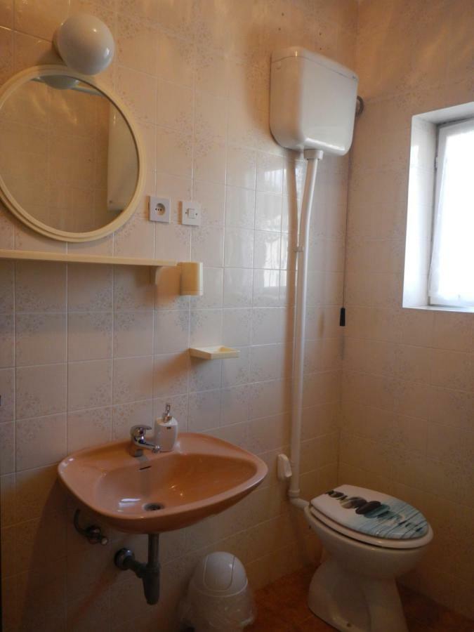 Dinka'S Apartment Stari Grad  Zewnętrze zdjęcie